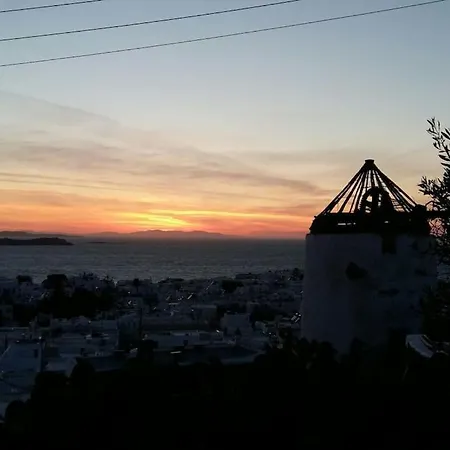 Pentara's Windmill Apartment *